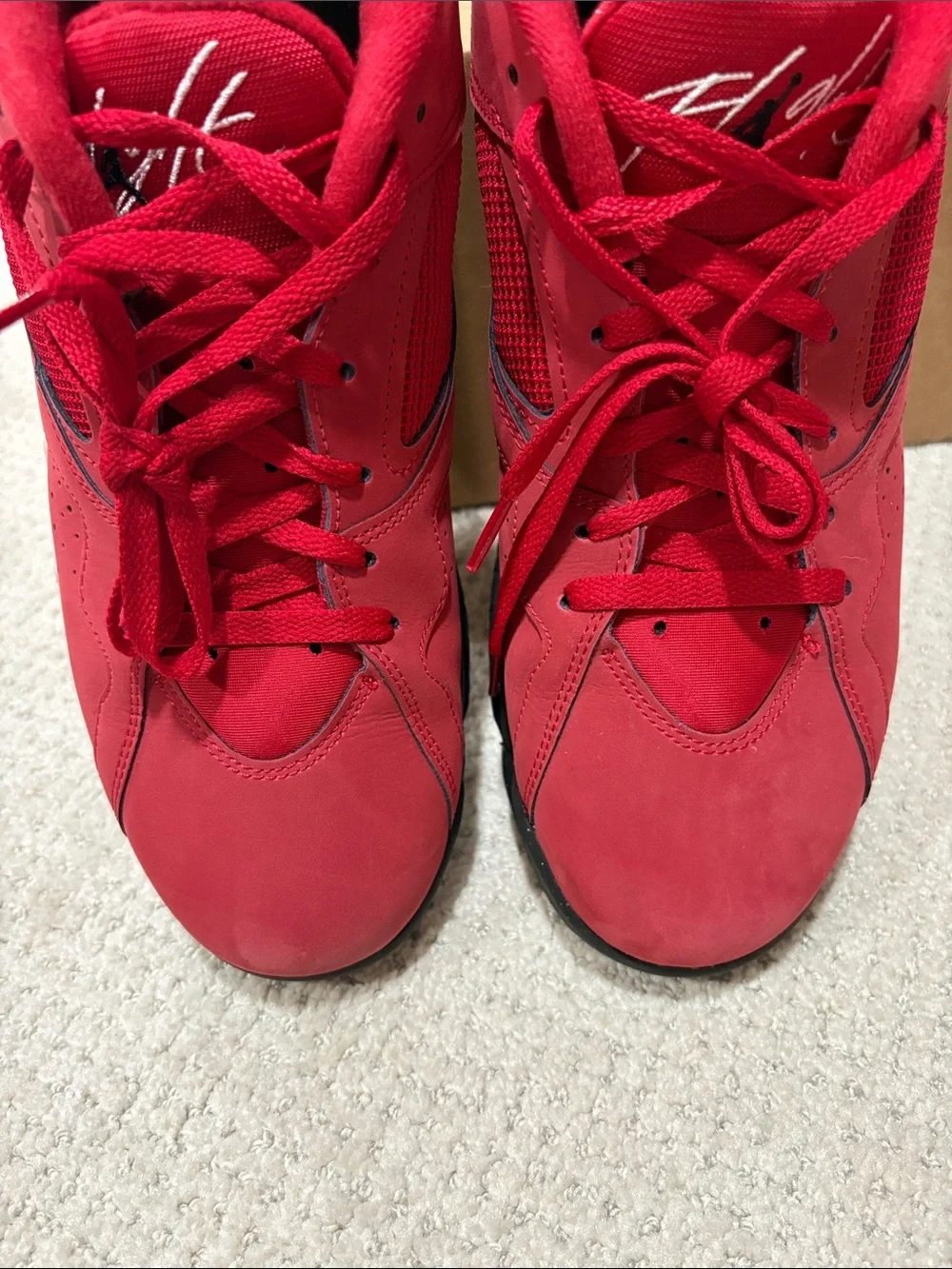 Jordan Men’s Red and Black Retro Basketball Sneakers SZ 11